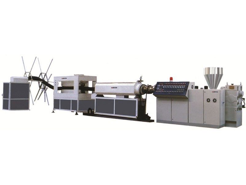 PE碳素螺旋管挤出生（shēng）产（chǎn）线